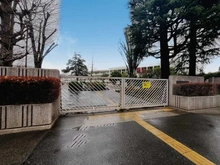 【東京都/府中市宮西町】ライオンズステージ府中シティタワー 府中市立府中第一小学校（現地より約220m）