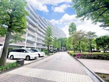 【東京都/西東京市芝久保町】パークウエスト東京イーストブロック C棟 敷地内