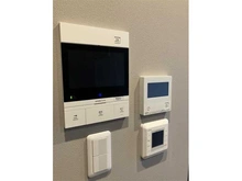 【東京都/三鷹市井口】グラサージュ武蔵境アヴニール モニタ付きインターホン、床暖房リモコン