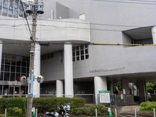 【東京都/東久留米市前沢】コープ野村花小金井 東久留米市立滝山図書館（現地より約1,057m）：