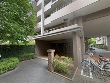 【東京都/東村山市富士見町】ヴィラージュヴェール9番館 エントランス
