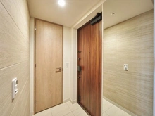 【東京都/小金井市本町】プラウドタワー武蔵小金井クロスイースト 玄関