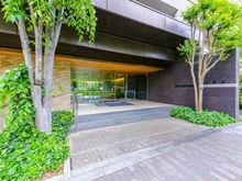 【東京都/小金井市桜町】プラウド小金井桜町 エントランス