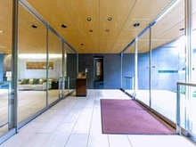 【東京都/小金井市桜町】プラウド小金井桜町 エントランス