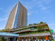 【東京都/小金井市本町】プラウドタワー武蔵小金井クロス ウエスト 外観