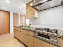 【東京都/小金井市本町】プラウドタワー武蔵小金井クロス ウエスト キッチン