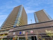 【東京都/小金井市本町】プラウドタワー武蔵小金井クロス ウエスト 外観：左側該当物件