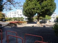 【東京都/練馬区中村南】ユアコート鷺ノ宮 区立中村南公園(現地より約180m):