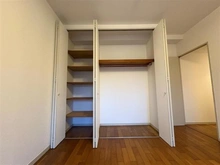 【東京都/小平市上水南町】シティパル武蔵野 洋室：1F 9.0帖洋室　収納