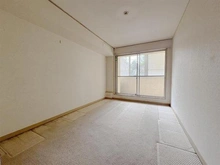 【東京都/小金井市前原町】小金井スカイコーポラス 洋室：（中央）