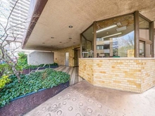 【東京都/小金井市本町】シャトー小金井 エントランス