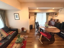 【東京都/新宿区市谷柳町】パークハウス市谷柳町 リビング・ダイニング