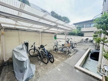 【東京都/世田谷区上用賀】馬事公苑南サンハイツ 駐輪場