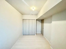 【神奈川県/川崎市中原区上小田中】アトラスアリーナ武蔵新城ランドマークコート 洋室：約6.7帖