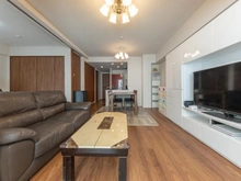 【東京都/世田谷区弦巻】プラウド桜新町 リビング・ダイニング：TES式床暖房
（左）洋室