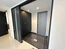 【東京都/世田谷区世田谷】ルネ世田谷 玄関