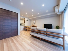 【東京都/世田谷区弦巻】プラウド弦巻三丁目 LDK：約20.9帖