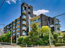 【東京都/世田谷区中町】リストレジデンス用賀 外観：両面ファサード