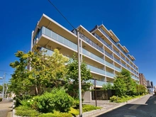 【東京都/世田谷区中町】リストレジデンス用賀 外観：両面ファサード