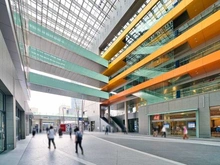 【東京都/世田谷区玉川】プラウドタワー二子玉川 二子玉川ライズショッピングセンター（現地より約160m）