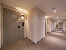 【東京都/世田谷区桜新町】ブランズ桜新町 廊下：ホテルライクな内廊下設計