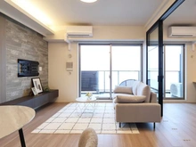 【東京都/世田谷区上馬】グランスイート三軒茶屋スカイテラス LDK：（右）洋室