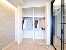 【東京都/世田谷区上馬】グランスイート三軒茶屋スカイテラス 収納