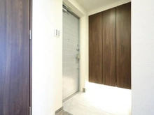 【東京都/世田谷区上馬】グランスイート三軒茶屋スカイテラス 玄関