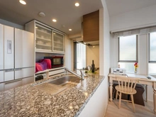 【東京都/中野区白鷺】レジデンシャル鷺ノ宮 キッチン：食器洗浄乾燥機付き