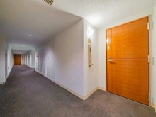 【東京都/渋谷区南平台町】南平台ハウス 玄関：内廊下設計