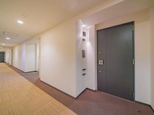 【東京都/世田谷区下馬】グランスイート三軒茶屋レジデンス 玄関