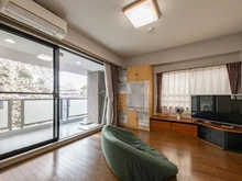 【東京都/世田谷区深沢】エクレールガーデン深沢 リビング