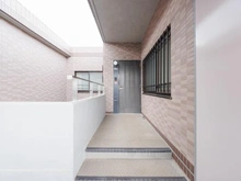 【東京都/世田谷区深沢】エクレールガーデン深沢 玄関