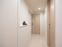 【東京都/世田谷区用賀】パークホームズ用賀三丁目 廊下：壁面物掛けフック（新築時オプション）