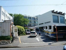 【東京都/世田谷区用賀】パークホームズ用賀三丁目  清泉インターナショナルスクール（現地より約1,020m）