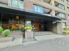 【東京都/世田谷区新町】イクス・コア桜新町 エントランス