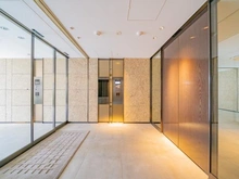 【東京都/世田谷区桜新町】ブランズ桜新町 エントランス：ダブルオートロック