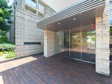 【東京都/世田谷区中町】ブランズシティ世田谷中町 エミネントフォレスト エントランス