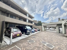 【東京都/世田谷区桜】ライオンズマンション馬事公苑パークサイド 駐車場