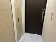 【東京都/世田谷区三宿】ラグシスヒルズ三軒茶屋 玄関