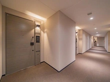 【東京都/世田谷区桜新町】ブランズ桜新町 玄関：内廊下