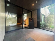 【東京都/目黒区洗足】プラウド目黒洗足ガーデンコート エントランス