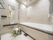 【東京都/世田谷区弦巻】プラウド桜新町 浴室：TES式浴室乾燥機有