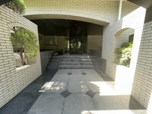 【東京都/世田谷区深沢】グランポート深沢 アプローチ