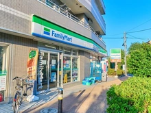 【東京都/世田谷区弦巻】パークハイム桜新町 ファミリーマート弦巻一丁目店（現地より約270m）