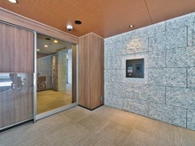 【東京都/世田谷区中町】リストレジデンス用賀 エントランス