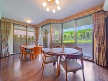 【東京都/世田谷区上野毛】上野毛シティハウス　ノーステラス リビング・ダイニング：天井高2,650mm、2,400mmのハイサッシを採用