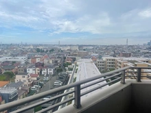 【神奈川県/川崎市中原区上小田中】アトラスアリーナ武蔵新城ランドマークコート 眺望：東側