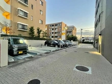 【神奈川県/川崎市中原区上小田中】アトラスアリーナ武蔵新城ランドマークコート 駐車場