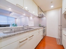 【東京都/世田谷区玉川】プラウド二子玉川レジデンス キッチン